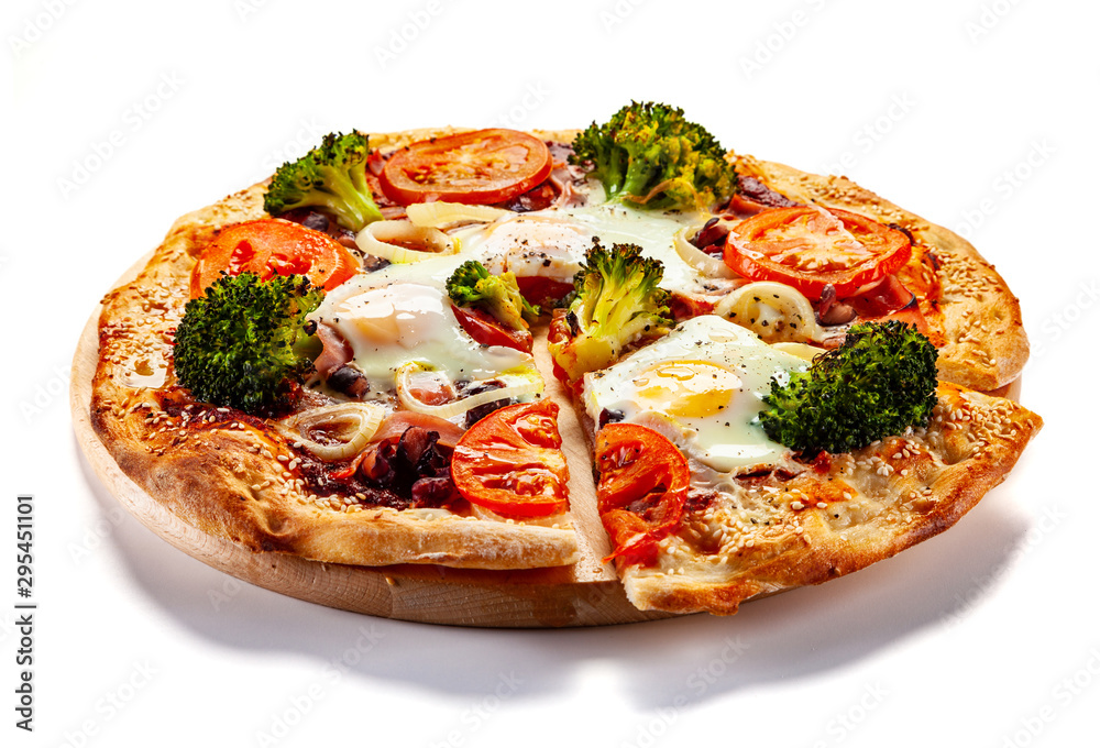 Vegetarian pizza with eggs, broccoli and onion Vegetarian pizza with eggs, broccoli and onion
