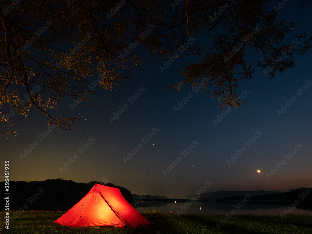 テント キャンプ 登山 夕焼け