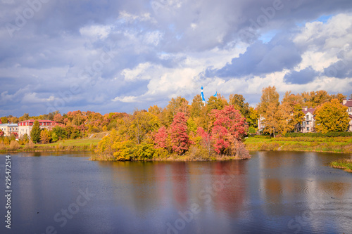 Autumn park landscape. Golden autumn . Sunny day in the autumn park with yellow trees. Beautiful landscape.