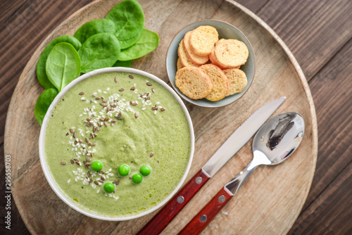 Green broccoli soup with spinach