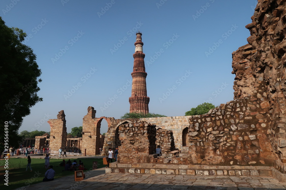 インドの伝統建築、世界遺産クトゥブ・ミナール