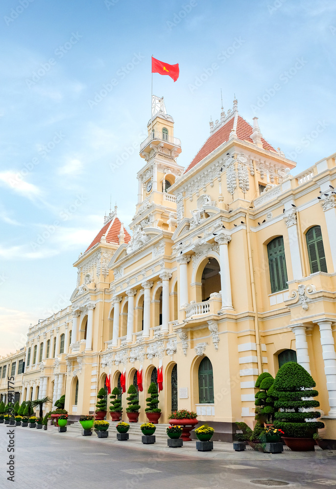 Naklejka premium Ho Chi Minh City, Vietnam - April 29, 2018 : Ho Chi Minh City Hall