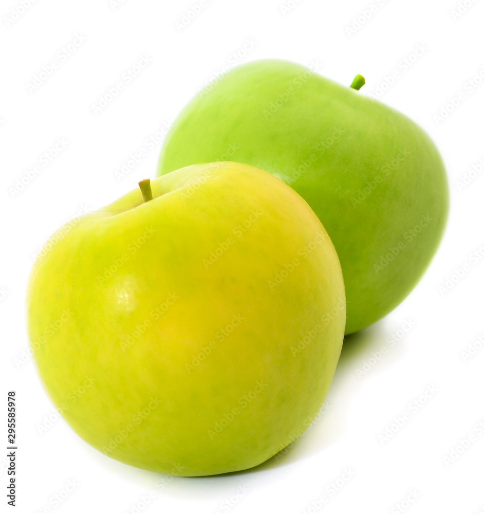  Fresh green apples.