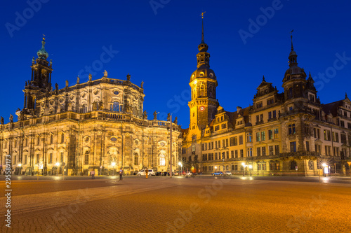Fototapeta Naklejka Na Ścianę i Meble -  Square at the Cathedral of Holy Trinity and Dresden Castle in Saxony at night, Germany