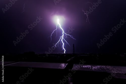 Obraz na płótnie An intense lightning strike over the skies in Bangkok w salonie