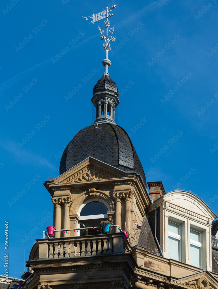 Obraz premium Turm mit Wetterfahne