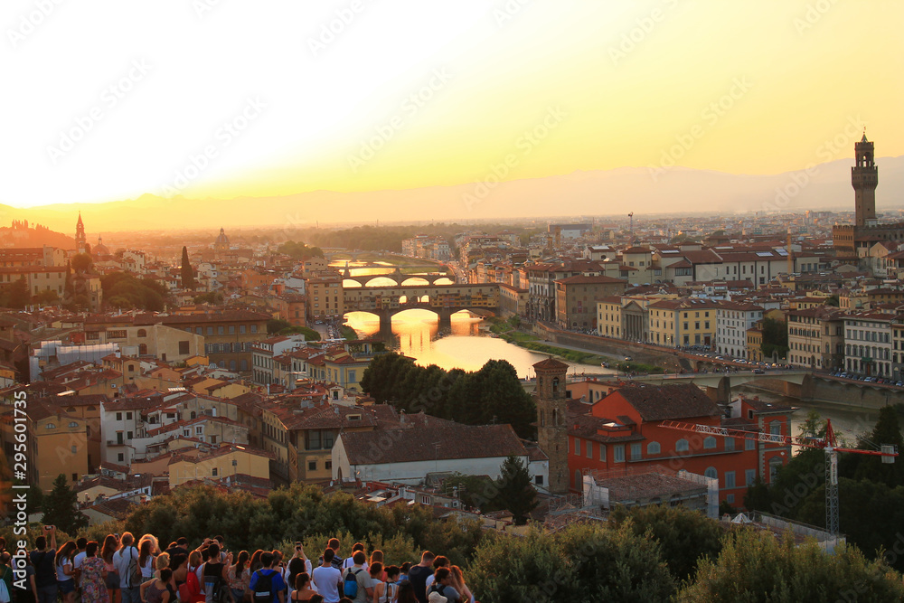 Obraz premium Sunset in Florence, city in central Italy and birthplace of the Renaissance, it is the capital city of the Tuscany region, Italy