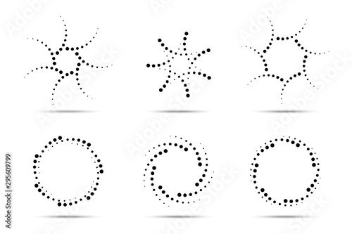 Obraz na płótnie Halftone circular dotted frames set