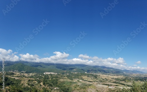 panorama of mountains © Eloa
