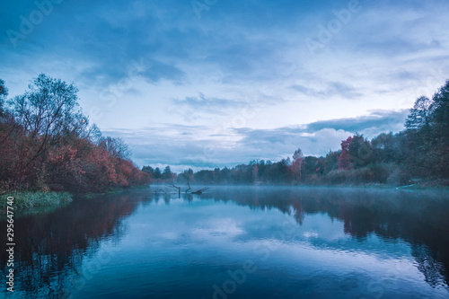 Quiet evening on the autumn river.
