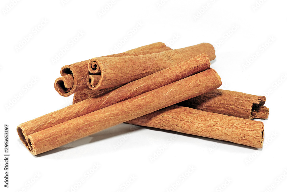 Cinnamon sticks isolated on white background Cinnamon sticks isolated on white background