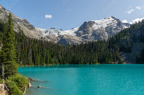 Middle Joffre Lake in Joffre Lakes Provincial Park, Canada