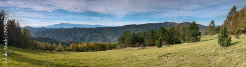 Panorama na Tatry, Pieniny i Gorce z okolicy Tylmanowej Beskid Sądecki