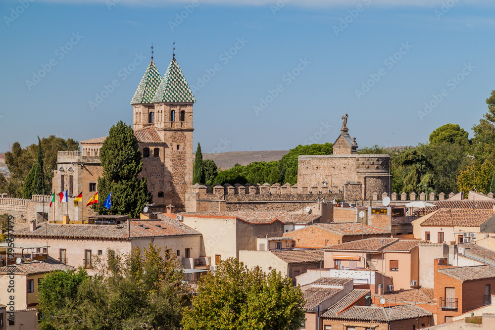 Puerta de Bisagra Nueva city gate of Toledo, Spain
