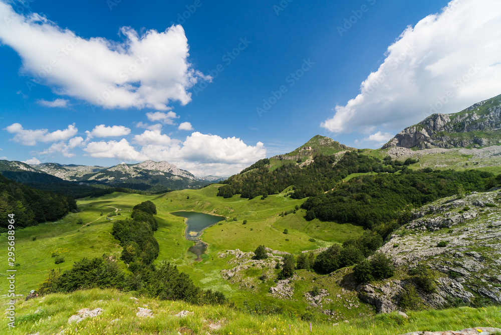 Fototapeta premium Lake and blue sky