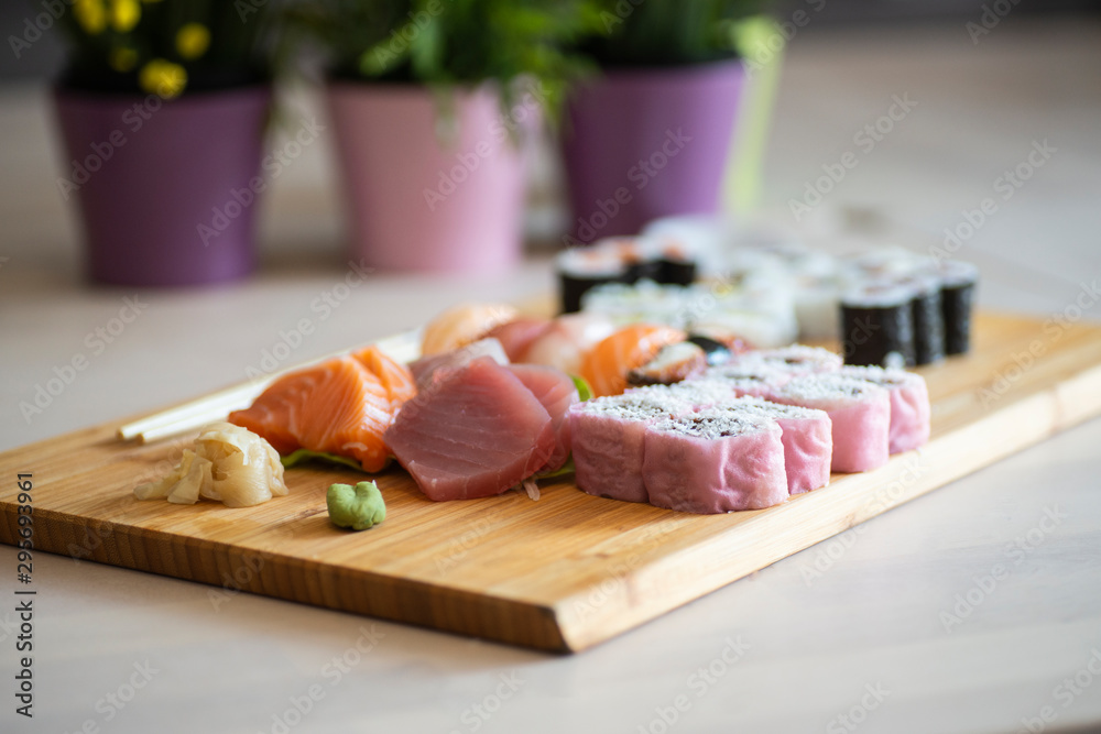  Japanese sushi set  - obrazy, fototapety, plakaty 