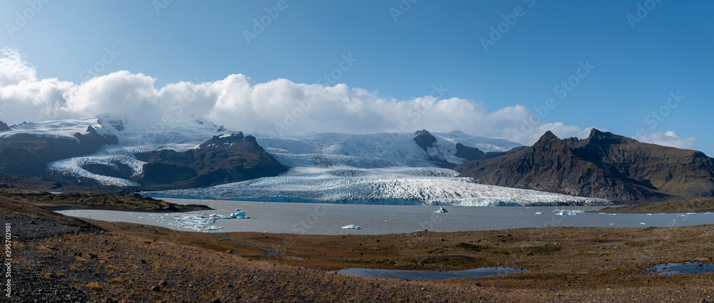 Gletscherzunge auf 0 Meter Meereshöhe
