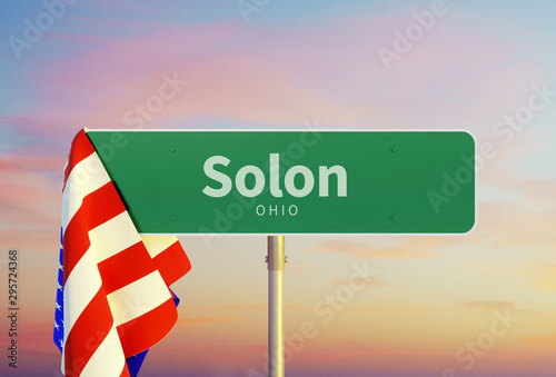 Solon – Ohio. Road or Town Sign. Flag of the united states. Sunset oder Sunrise Sky. 3d rendering photo