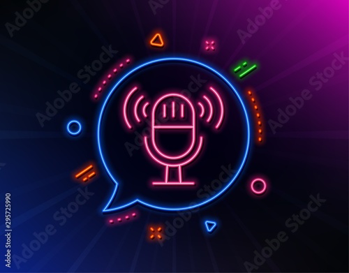 Microphone line icon. Neon laser lights. Music mic sign. Musical device symbol. Glow laser speech bubble. Neon lights chat bubble. Banner badge with microphone icon. Vector
