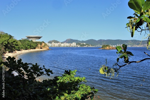 as belezas de niterói, passando pelos bairros de icaraí e ingá  photo