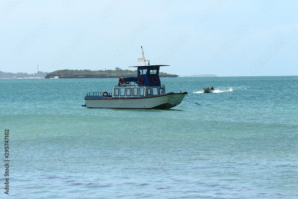 In Tanzania : between sky and sea