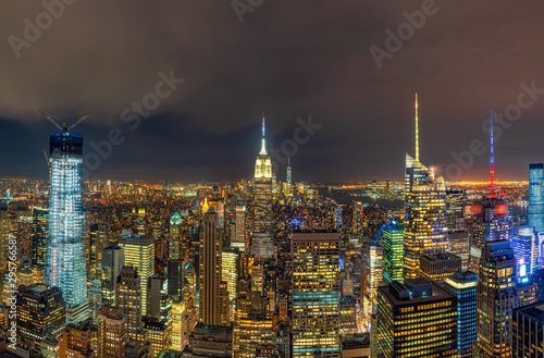 Top Scene of New York City cityscape in lower manhattan at the twilight time, USA downtown skyline, Architecture and building with tourist concept © THANANIT