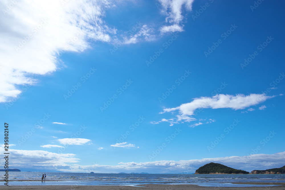 It is the coast of Japan. The place is titibugahama in Kagawa It is the coast of Japan. The place is titibugahama in Kagawa