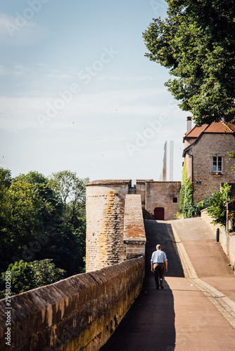 remparts et fortifications de la ville de Langres photo