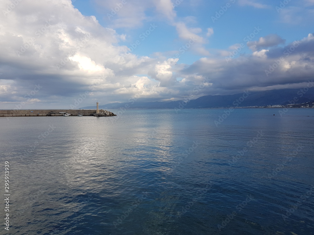 sea, sky, clouds and reflections: Mediterranean scenes in the winter