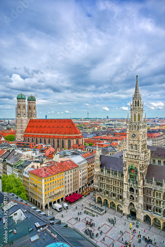 Obraz na płótnie The New Town Hall located in the Marienplatz in Munich, Germany w salonie