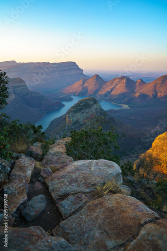 three rondavels and blyde river canyon at sunset, south africa 62 © Christian B.