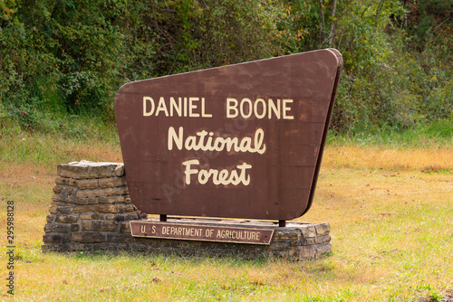 Принти на полотні Sign Says Daniel Boone National Forest Department of Agriculture