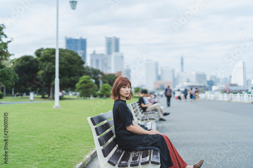 公園の女性
