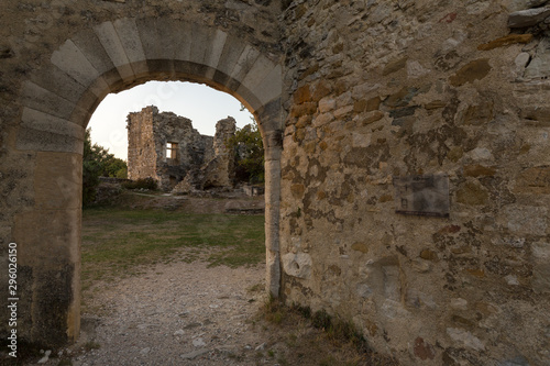 Ruins of the medieval castle of Rochefort in Valdaine in Dr  me proven  ale.