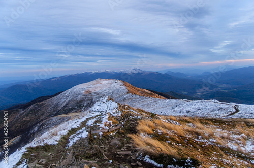Fototapeta Naklejka Na Ścianę i Meble -  panorama z połoniny Caryńskiej Bieszczady
