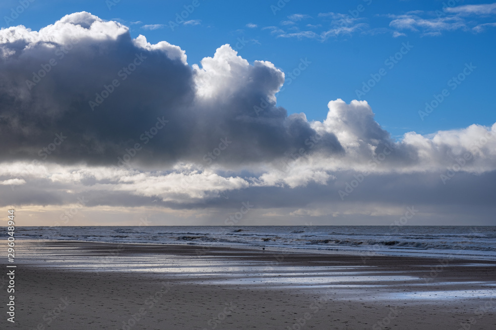 Die Nordsee bei Egmond aan Zee/NL im Winter