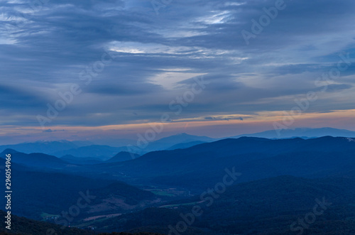 Bieszczady panorama z połoniny caryńskiej  © wedrownik52