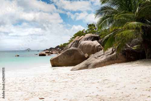 Fototapeta Naklejka Na Ścianę i Meble -  Anse Lazio beach at the beautiful Seychelles.