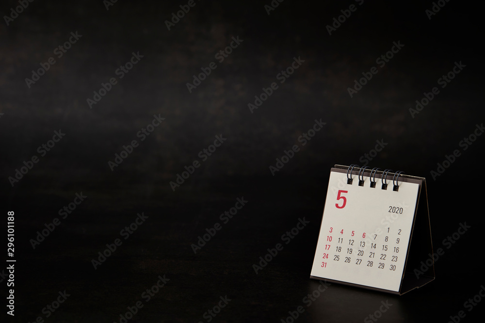 Obraz premium 2020 May calendar on black background 