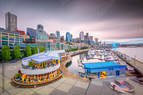 Seattle, Washington, USA pier and skyline
