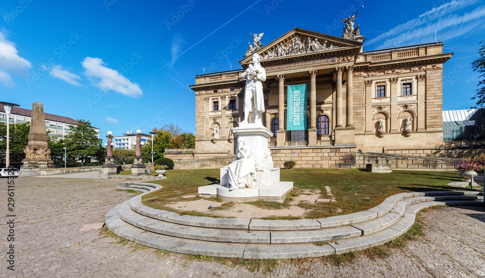 Obraz premium Hessian State Theater, Wiesbaden, Hesse, Germany, Sept 2019