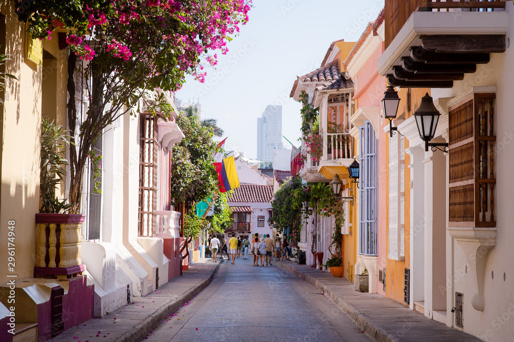 Obraz premium Ciudad Amurallada, Cartagena - Bolívar - Colombia, vista de la arquitectura colonial de la ciudad