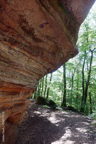 Sandsteinfelsen bei Lemberg im Pfälzer Wald photo