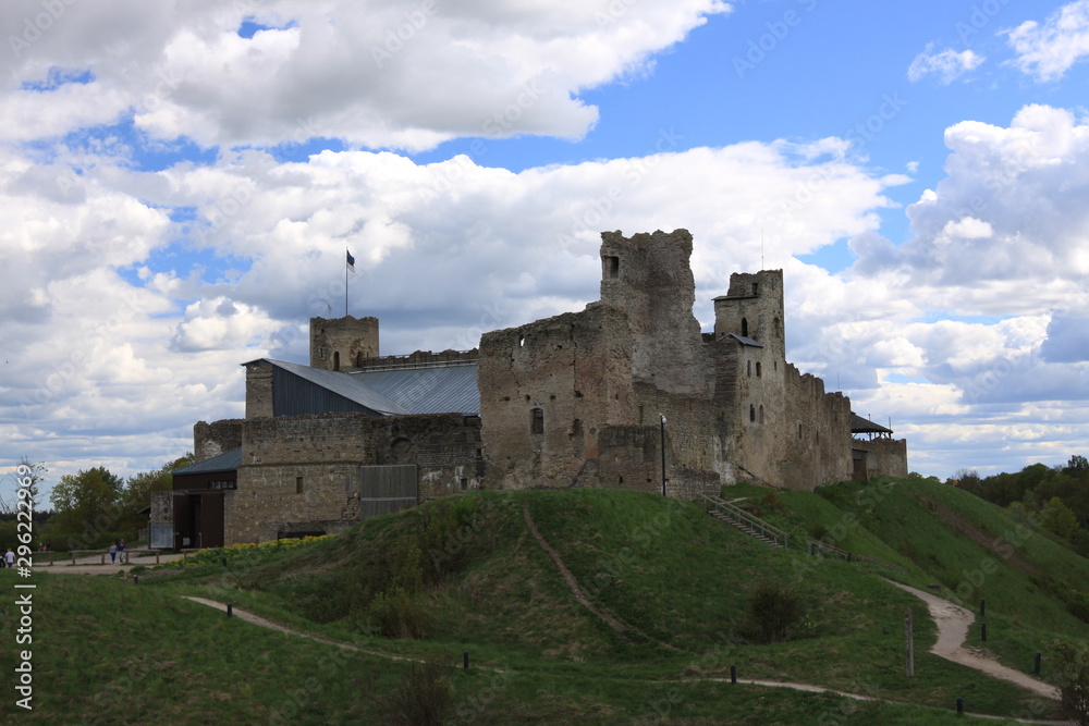 travel to the Baltic States, nature and architecture of Estonia