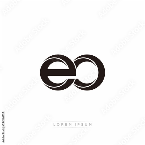 eo Initial Letter Split Lowercase Modern Monogram linked outline rounded logo