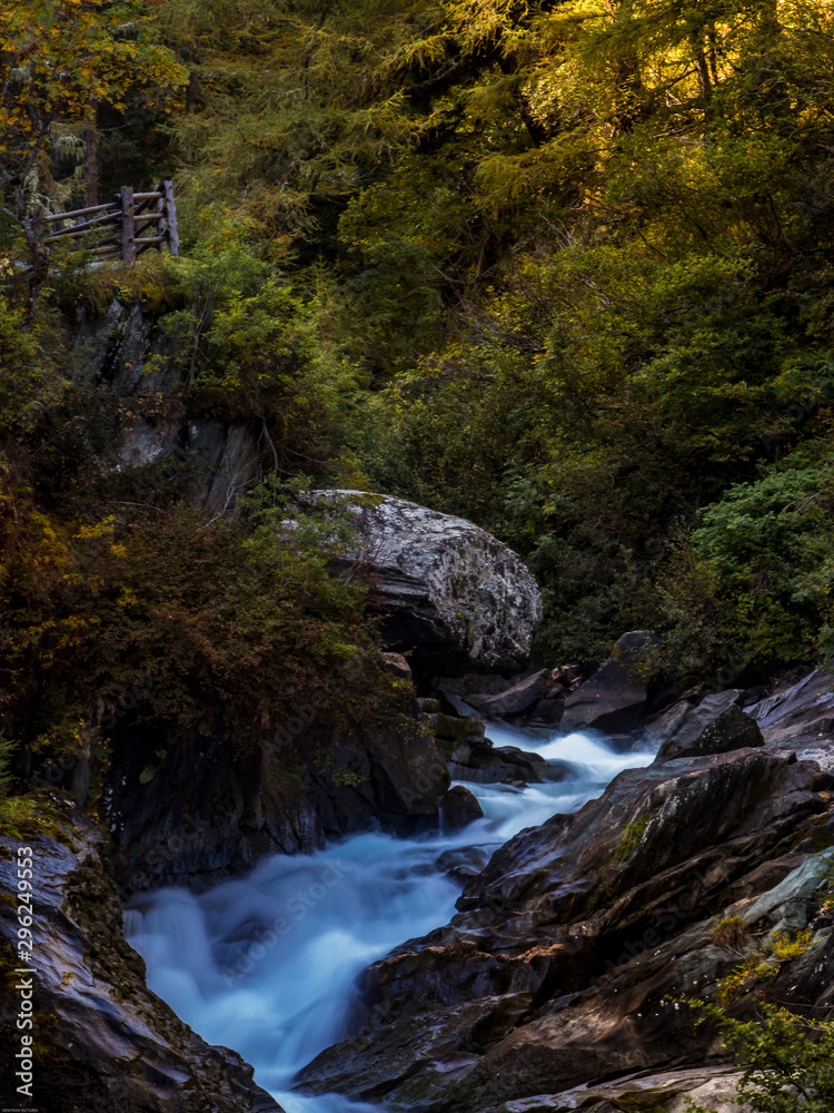 waterfall cascade, 