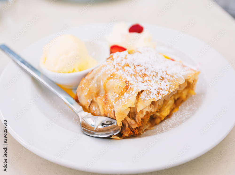 Real Viennese apple strudel in a cafe in Vienna, Austria Real Viennese apple strudel in a cafe in Vienna, Austria