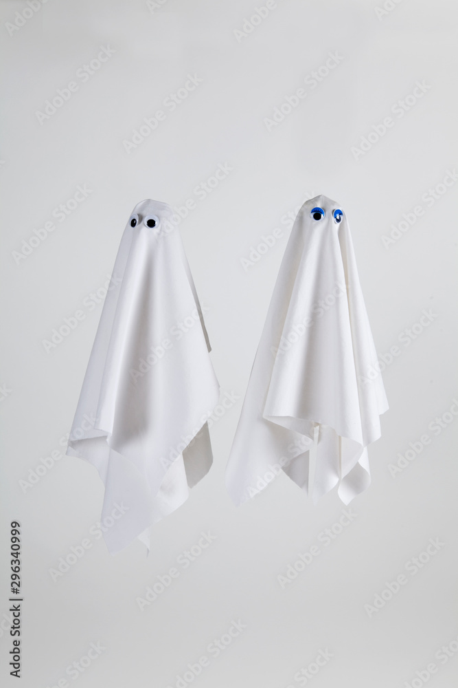 couple ghost back white couple ghost back white