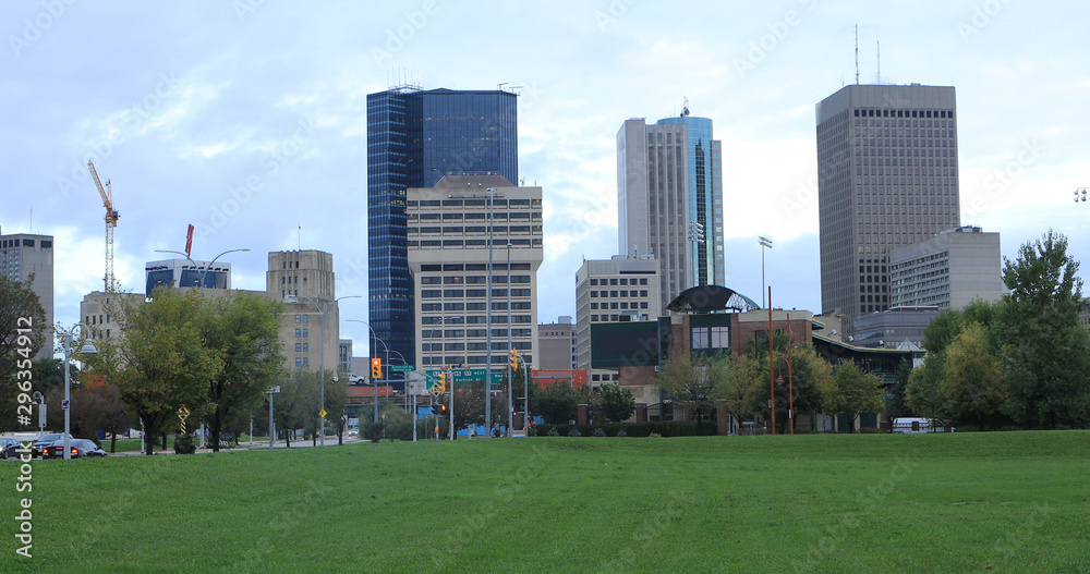 Obraz premium Skyline view of Winnipeg, Canada