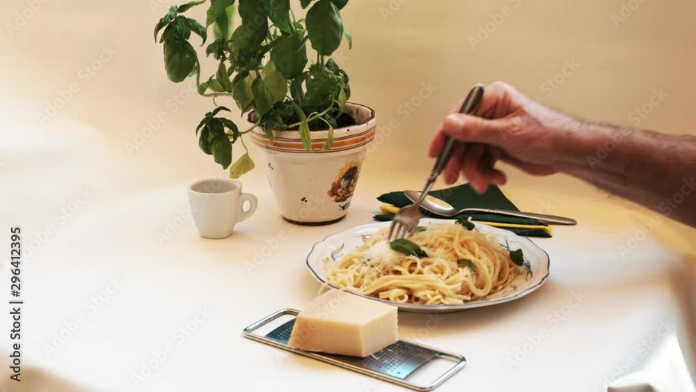 Spaghetti - the stuffed and spiced pasta is rolled up with a fork and eaten.